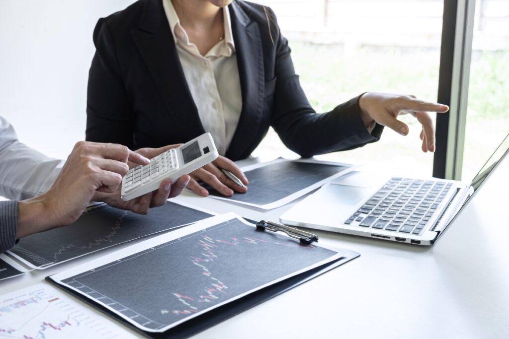 Jak chronić nadwyżki finansowe w firmie przed inflacją?